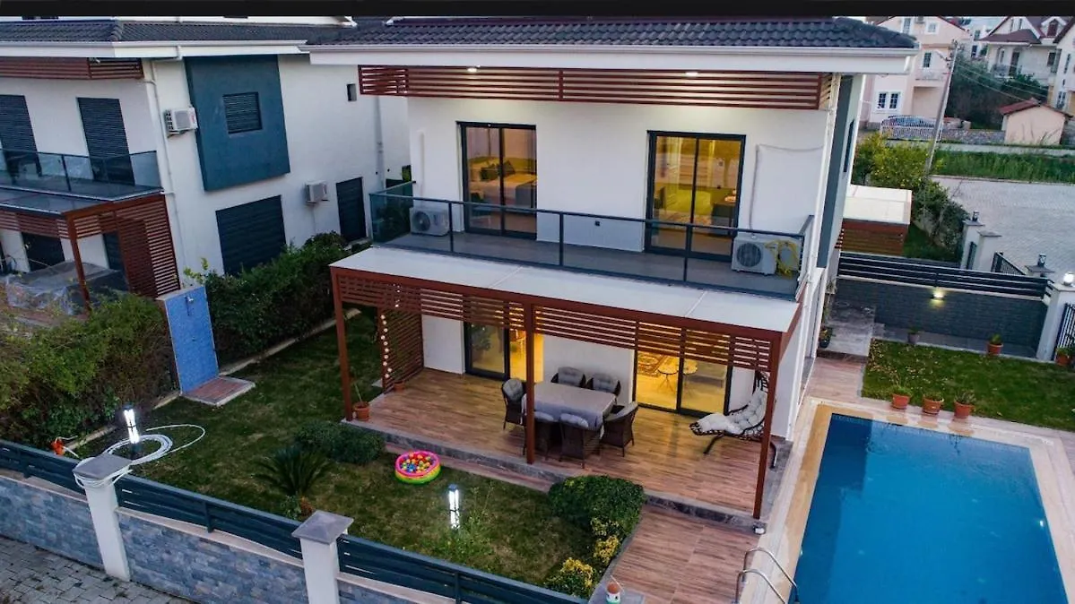 Merkezde Muhtesem Havuzlu Villa Fethiye Turkey